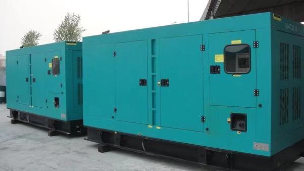 三亚康明斯400kw大型柴油二手发电机组